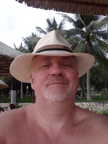 Юрий Зорин