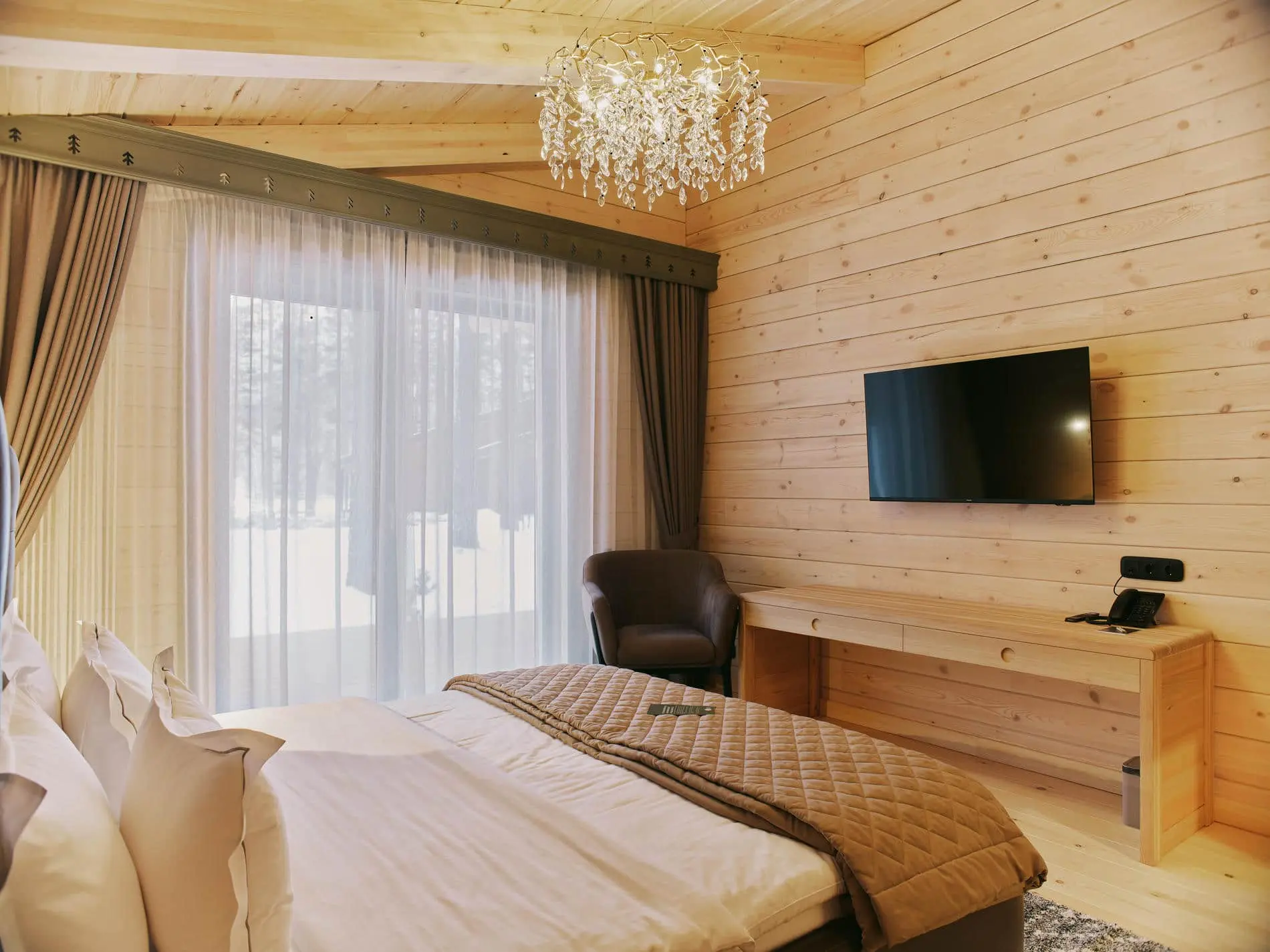 Фэмили шале