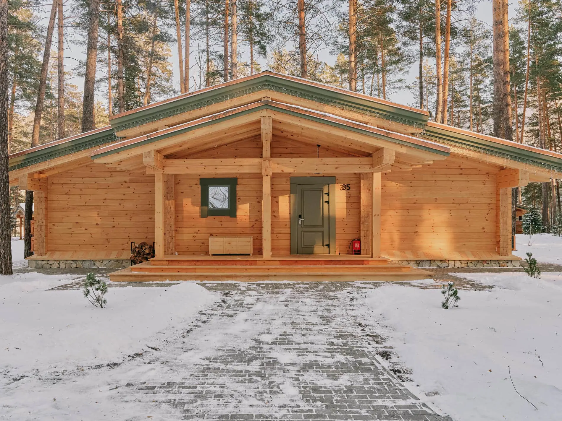 Фэмили шале