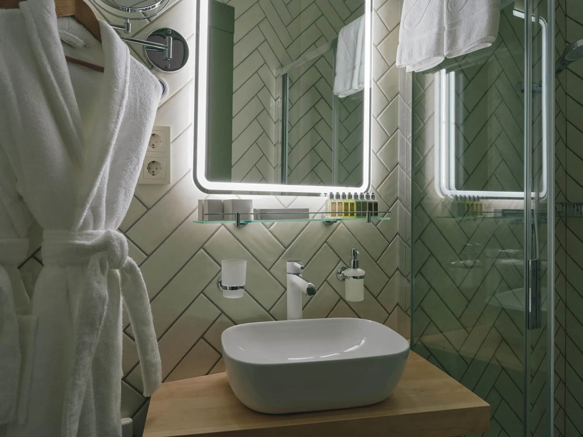 Компакт Квин