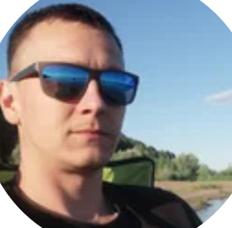 Максим Караваев