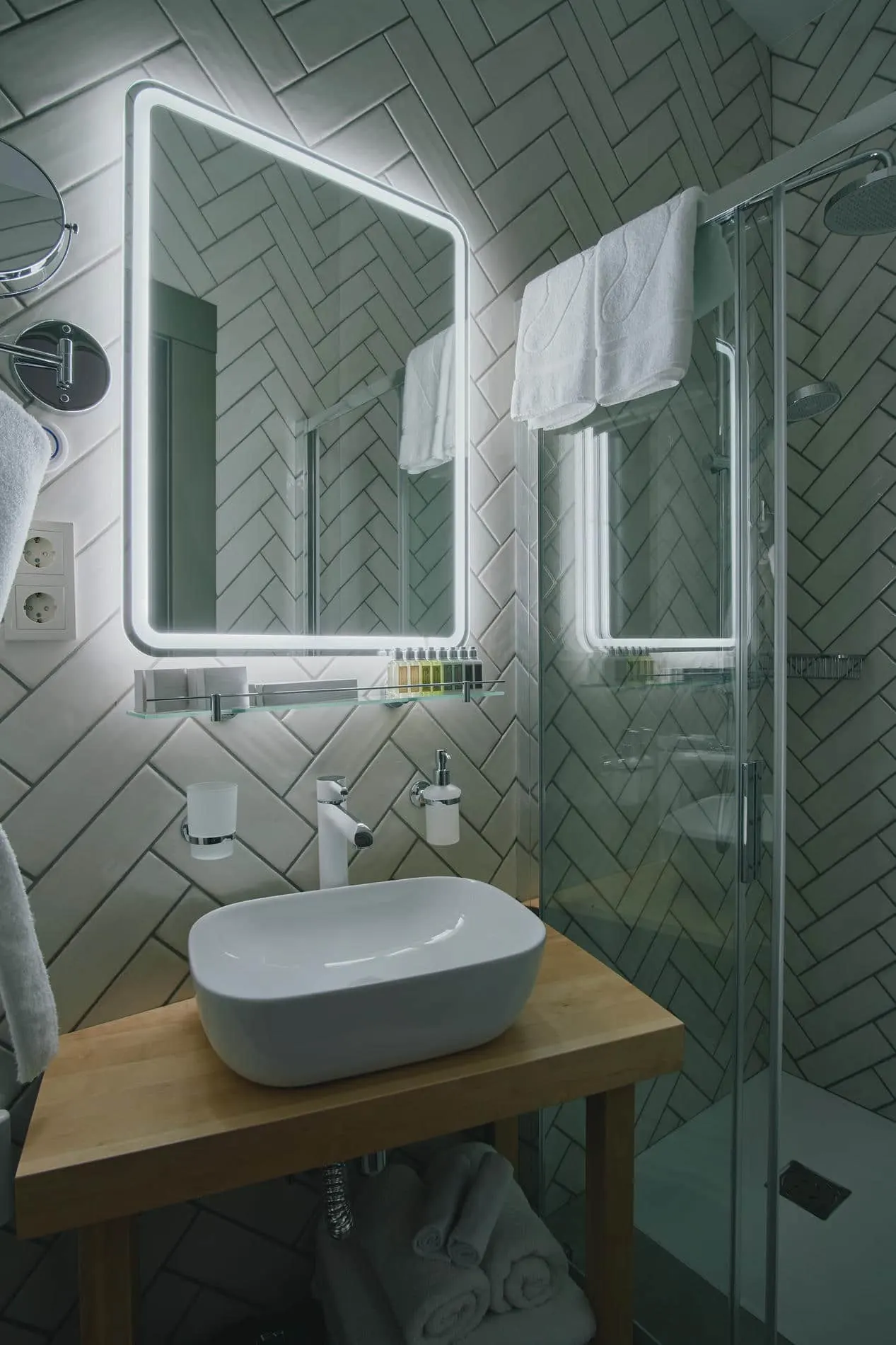 Компакт Квин